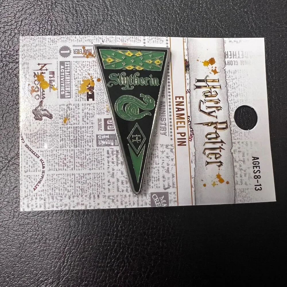 Harry Potter Slytherin Enamel Pin Loungefly Ages 8-13